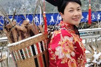 夏金珍：茶女匠心守古韵 腊肉飘香筑新篇